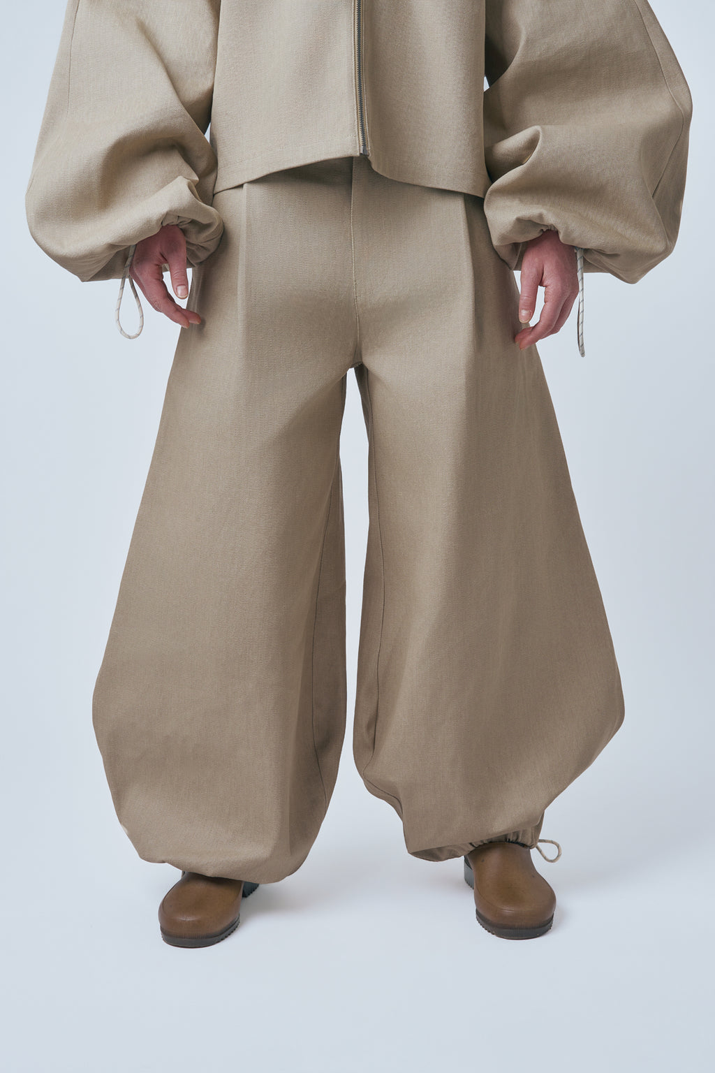 Landing Pant — Tan